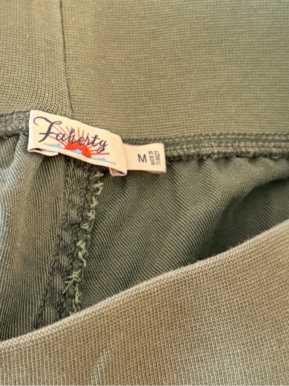 NWOT Faherty Green Arlie Day Shorts in Green size M - Picture 6 of 7